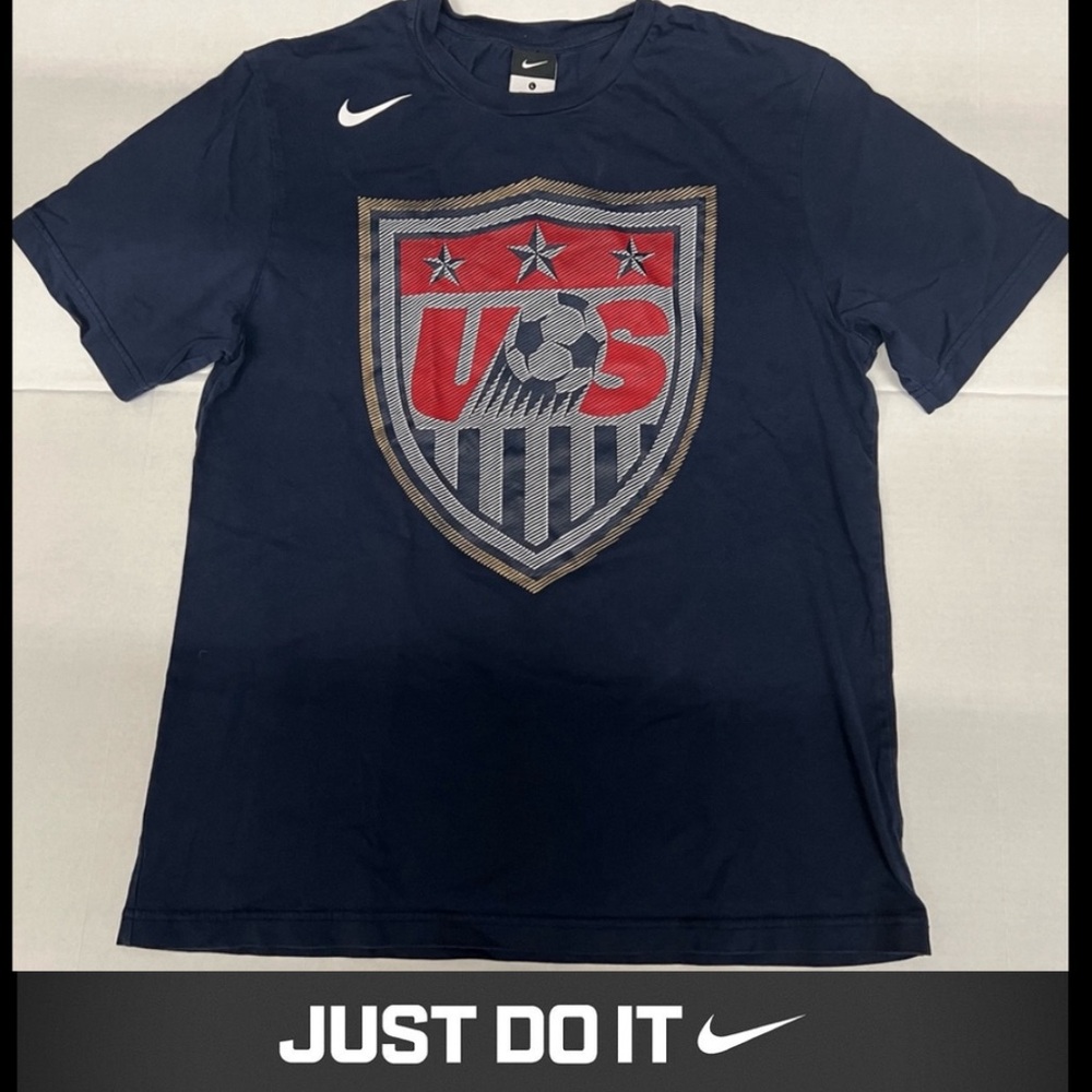 NIKE - Team USA National Soccer - Blue Shield Logo - Graphic Shirt Adult Men's
